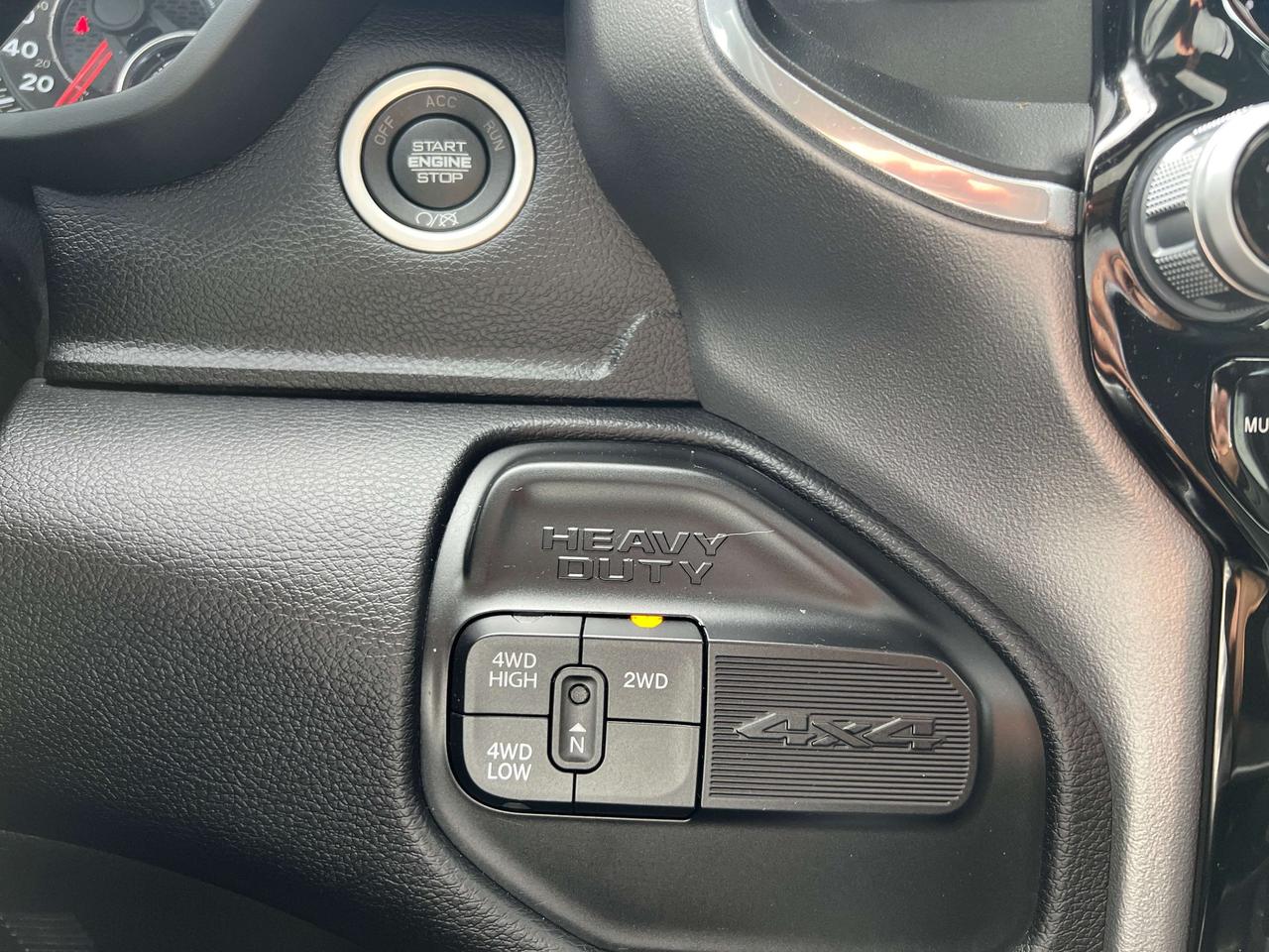 2023 RAM 2500 Laramie w/Level F, Night Edition, Sunroof, Leather Photo