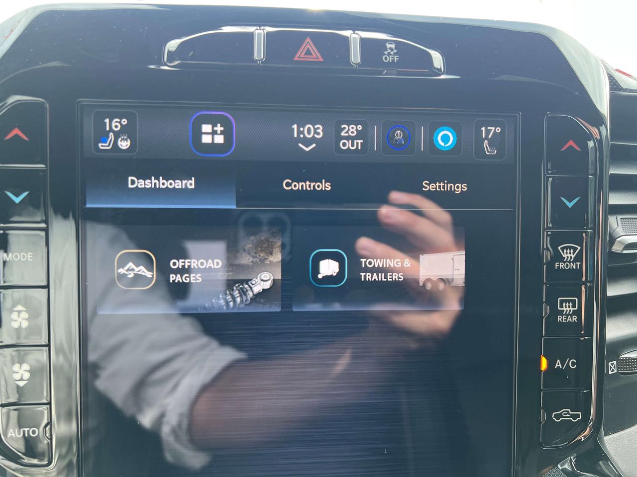 2023 RAM 2500 Laramie w/Level F, Night Edition, Sunroof, Leather Photo