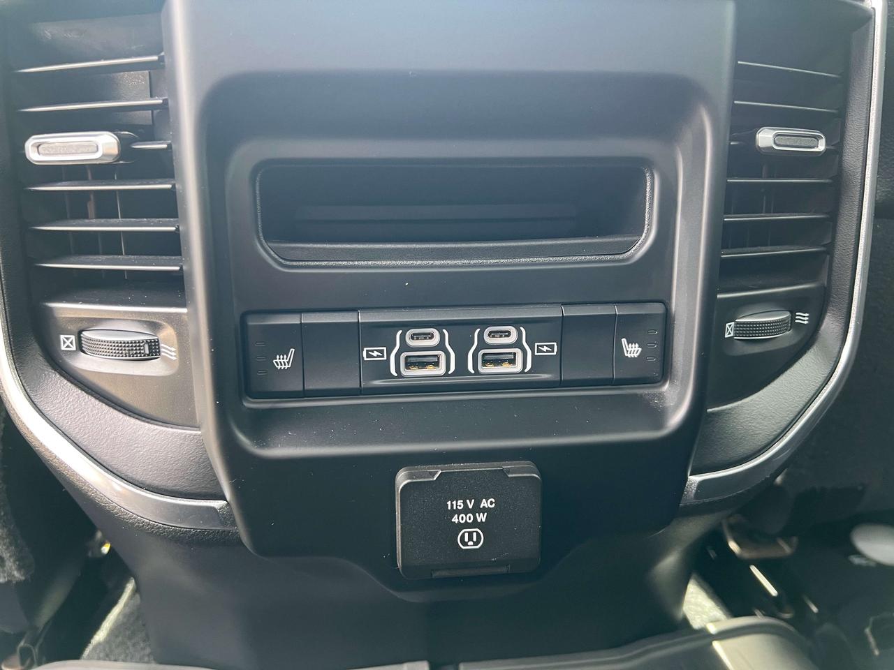 2023 RAM 2500 Laramie w/Level F, Night Edition, Sunroof, Leather Photo