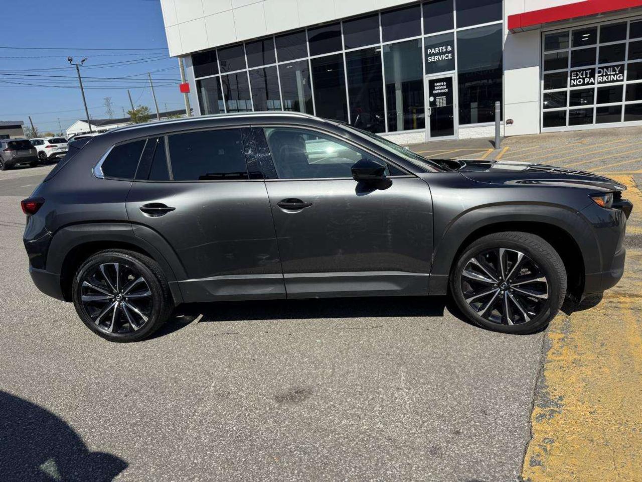 2024 Mazda CX-50 GT TURBO/ 2.99% RATE/ CARFAX CLEAN/ MUST SEE Photo