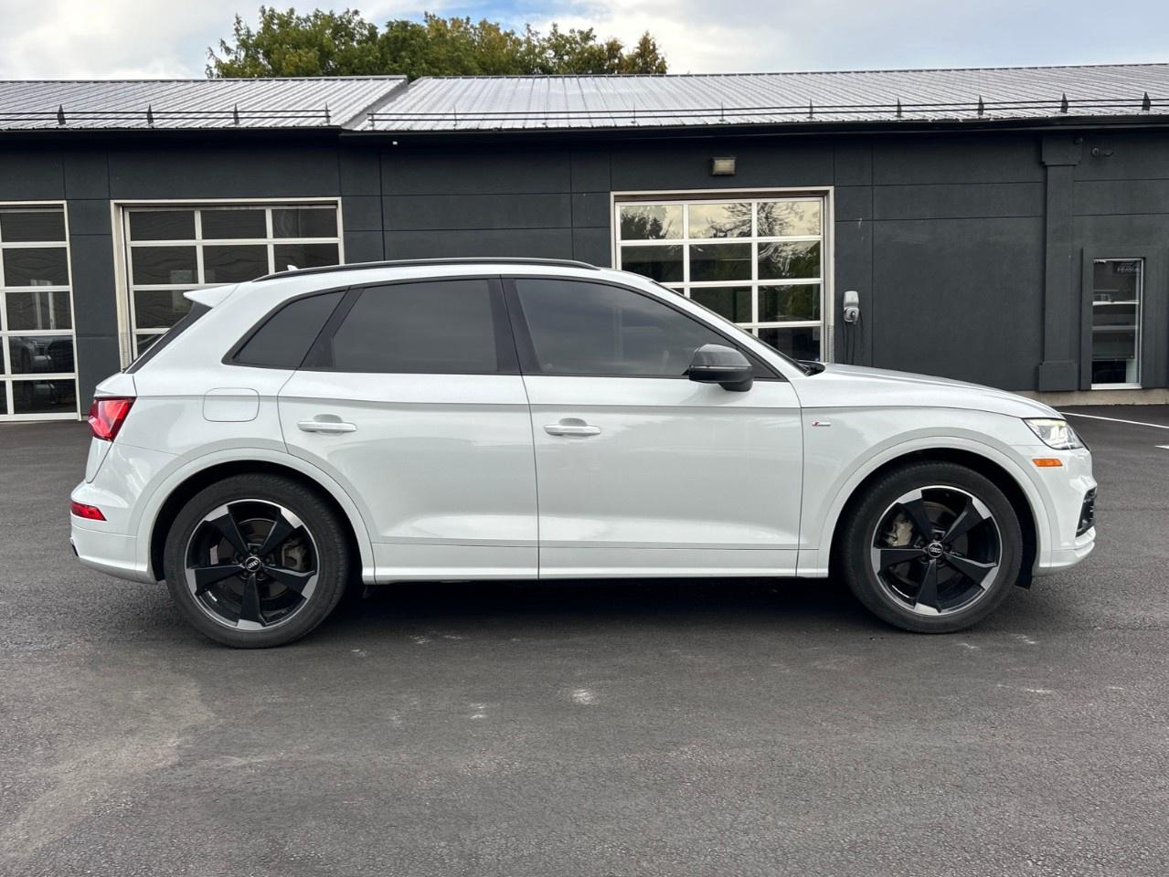 2019 Audi Q5 Technik 45 TFSI quattro Photo