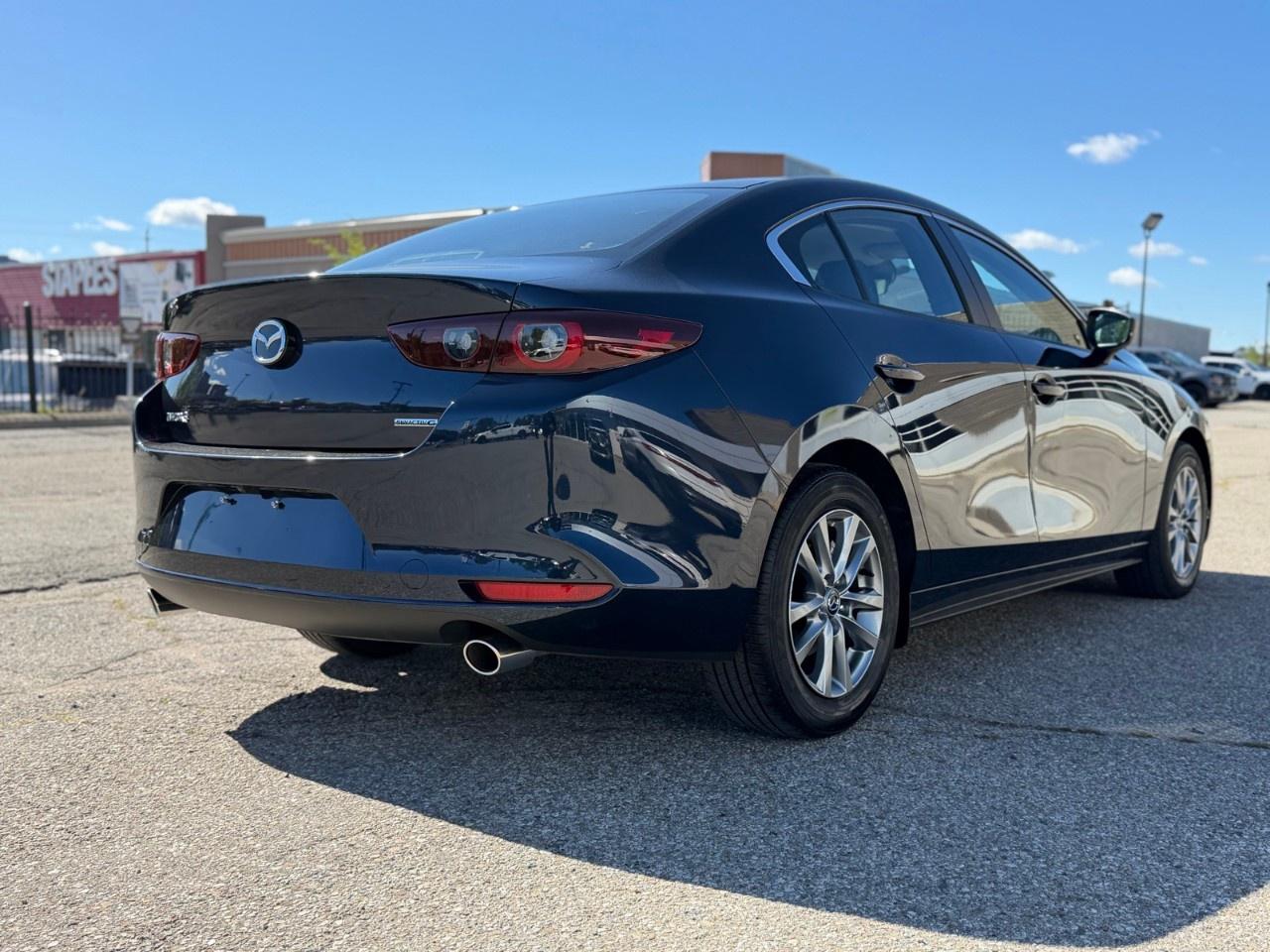 2025 Mazda MAZDA3 GX Auto FWD Photo4