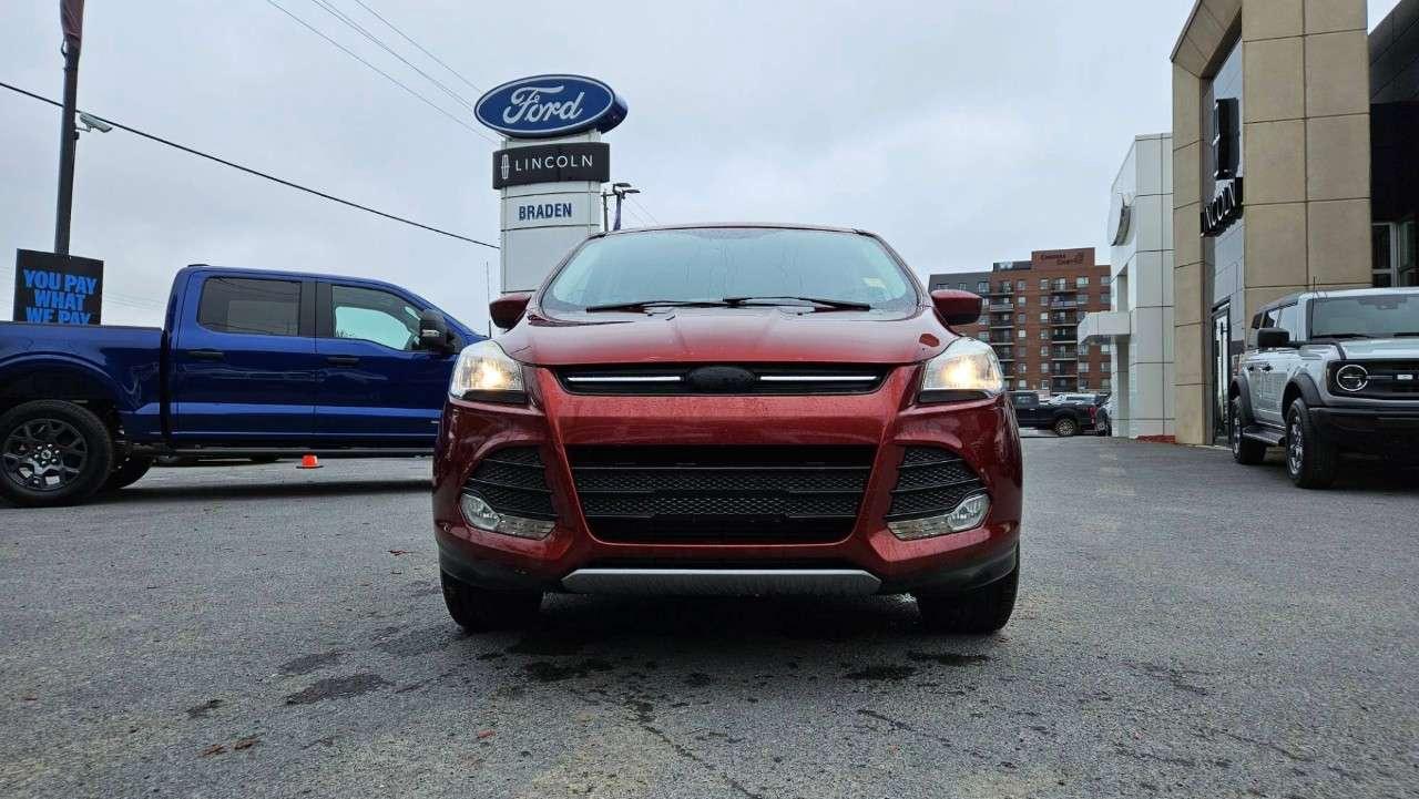 2016 Ford Escape SE   2 LITRE ECOBOOST   4WD   HEATED SEATS Photo2