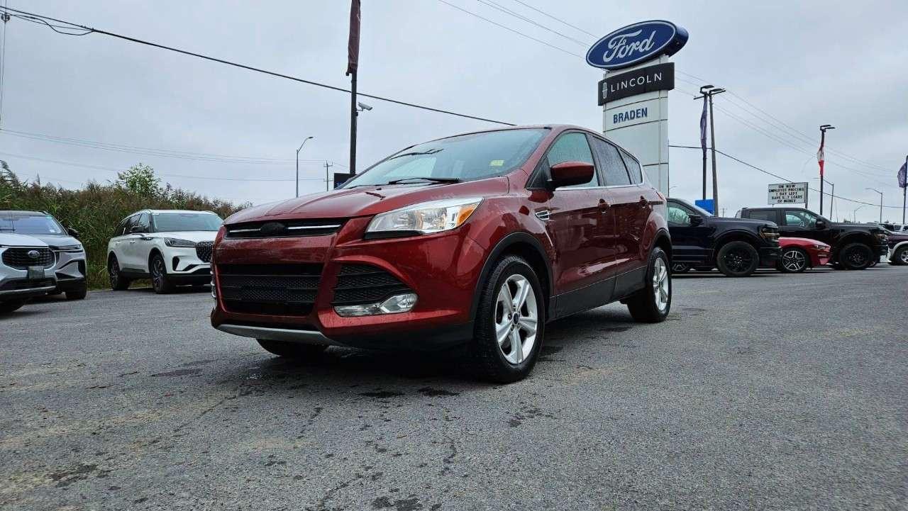2016 Ford Escape SE   2 LITRE ECOBOOST   4WD   HEATED SEATS Photo0