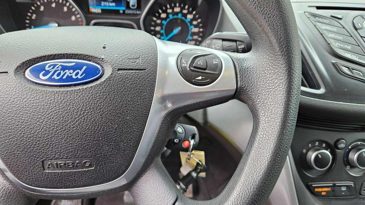 2016 Ford Escape SE   2 LITRE ECOBOOST   4WD   HEATED SEATS Photo