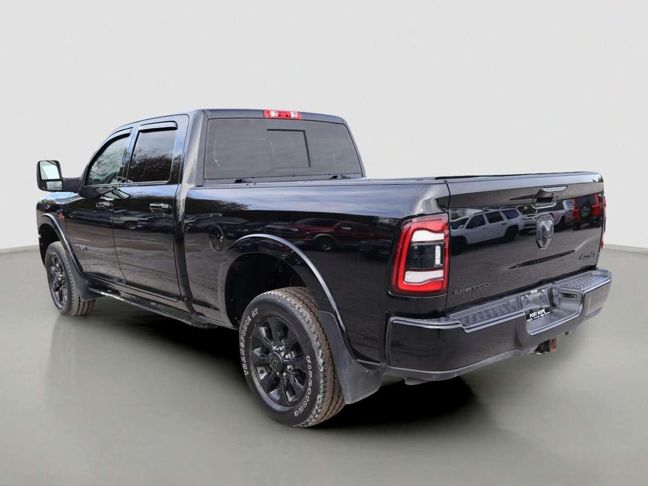 2023 RAM 3500 Limited 149 Wb Photo2