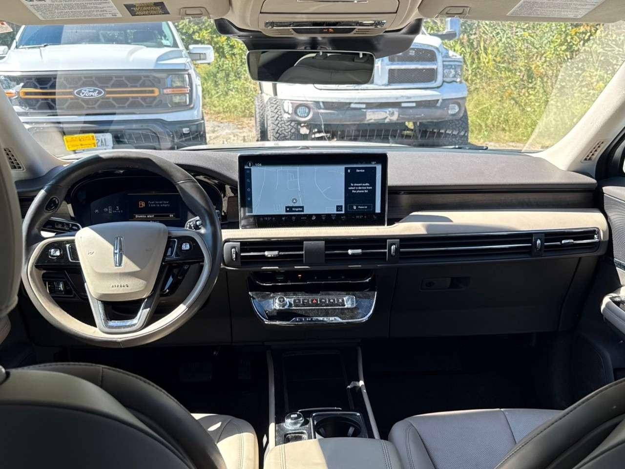 2023 Lincoln Corsair RESERVE   AWD   TOW PKG   MOONROOF Photo