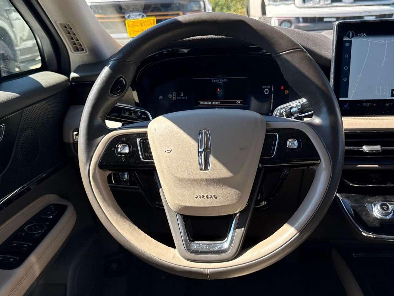 2023 Lincoln Corsair RESERVE   AWD   TOW PKG   MOONROOF Photo