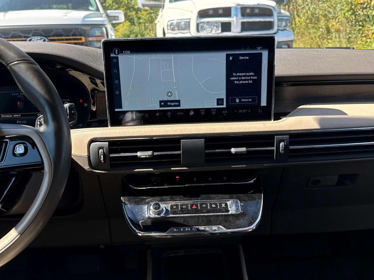 2023 Lincoln Corsair RESERVE   AWD   TOW PKG   MOONROOF Photo