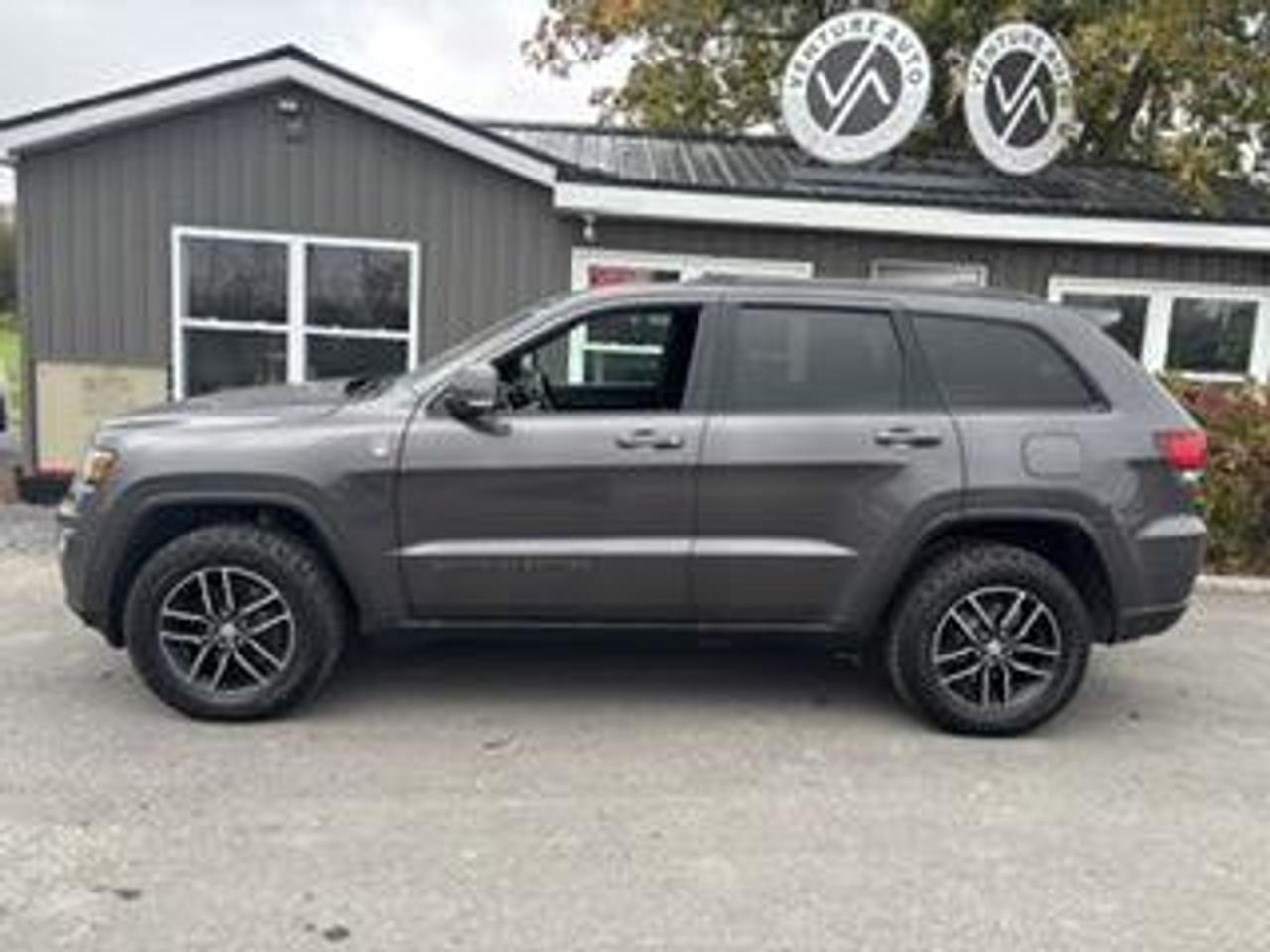 2018 Jeep Grand Cherokee Trailhawk 4dr 4x4 Photo1