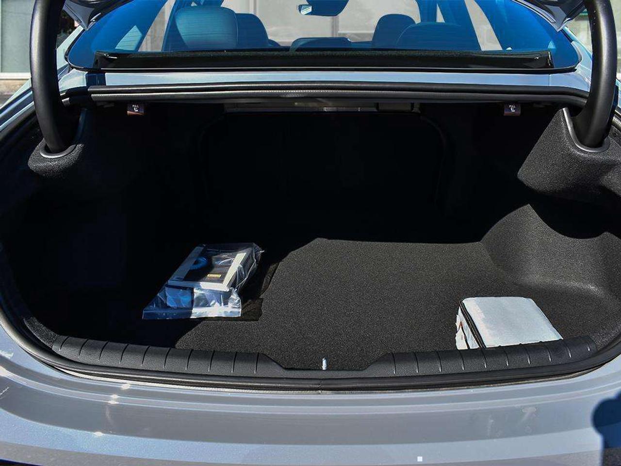 2026 Hyundai Sonata Preferred-Trend AWD demo used Photo5
