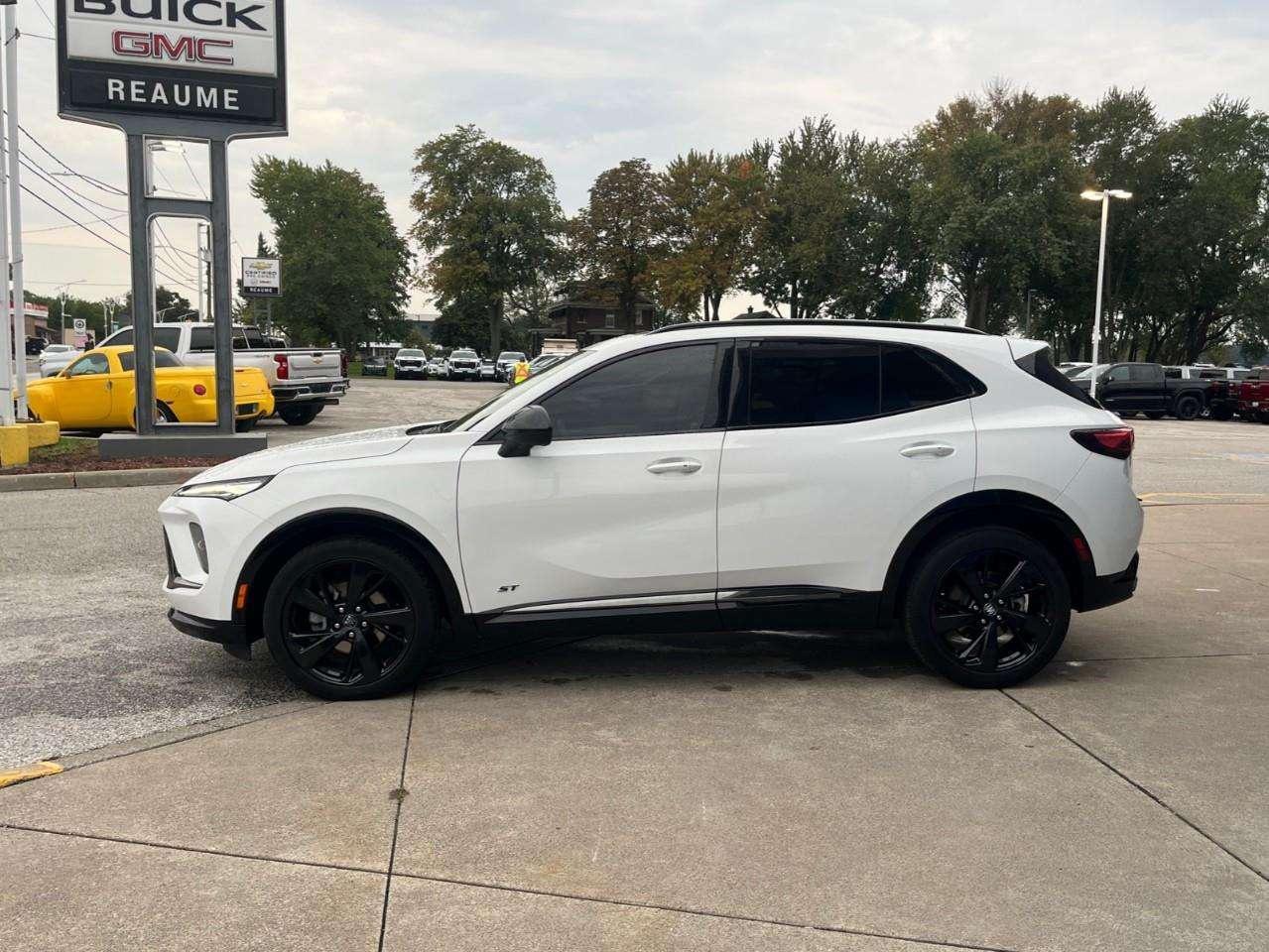 2024 Buick Envision SPORT TOURING CPO RATES APPLY! Photo