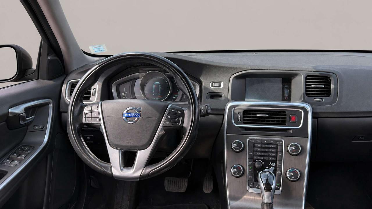 2015 Volvo V60 Premier Plus AWD   Certified   No Accident   Leather   Sunroof Photo