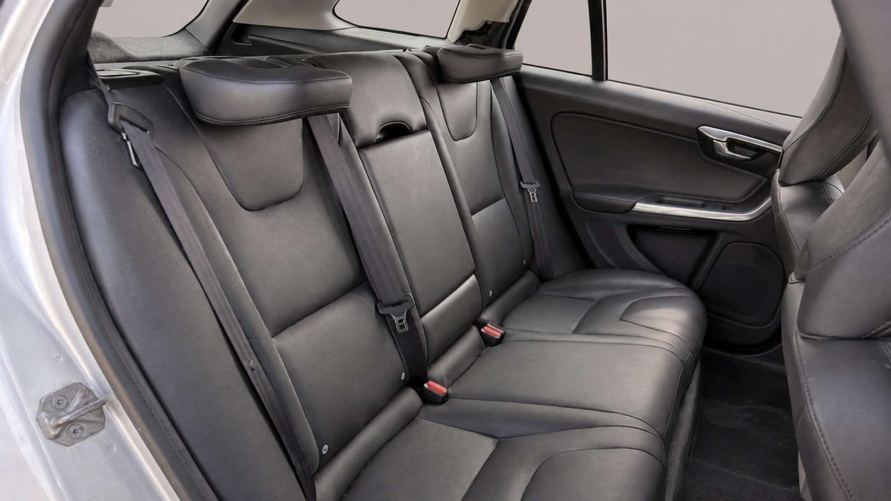2015 Volvo V60 Premier Plus AWD   Certified   No Accident   Leather   Sunroof Photo