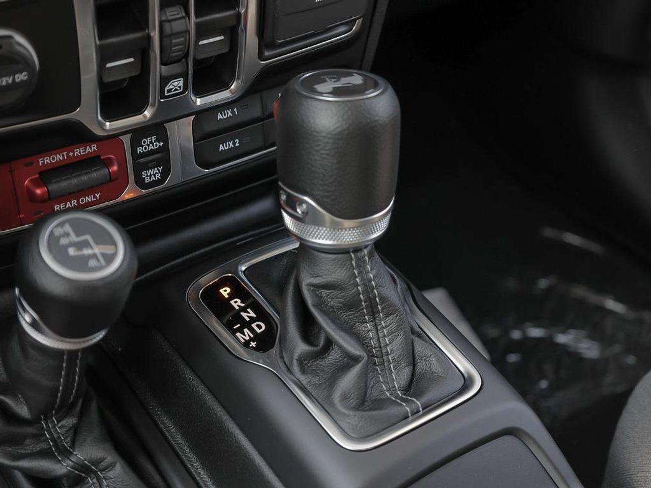 2024 Jeep Wrangler RUBICON Photo