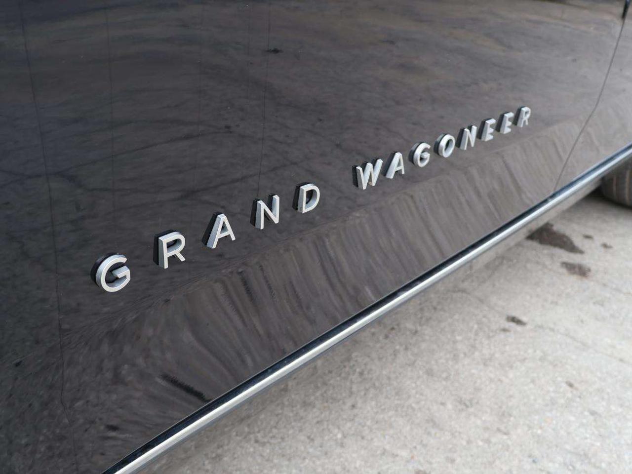 2022 Jeep Grand Wagoneer Series I 4x4 Photo
