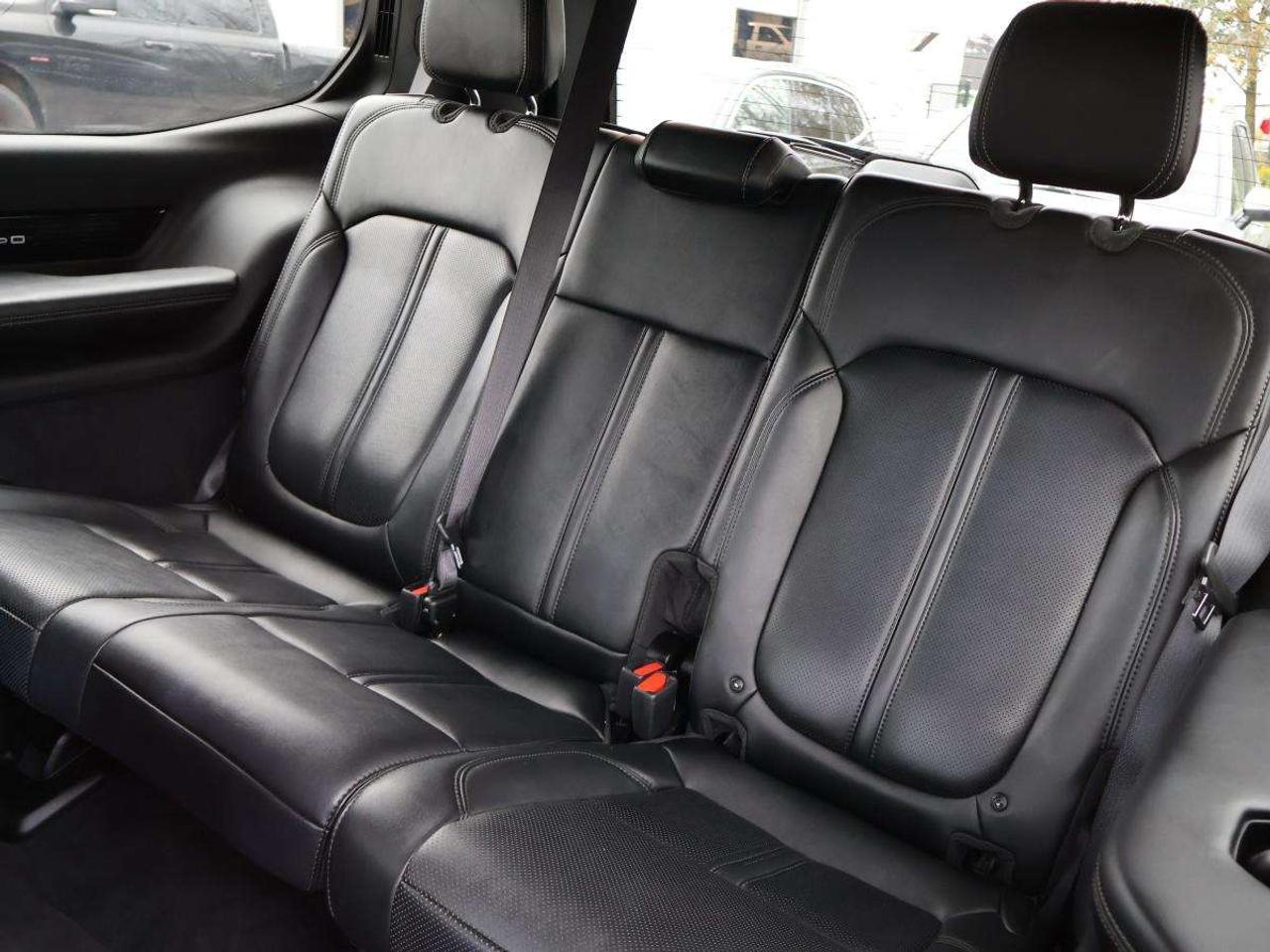 2022 Jeep Grand Wagoneer Series I 4x4 Photo