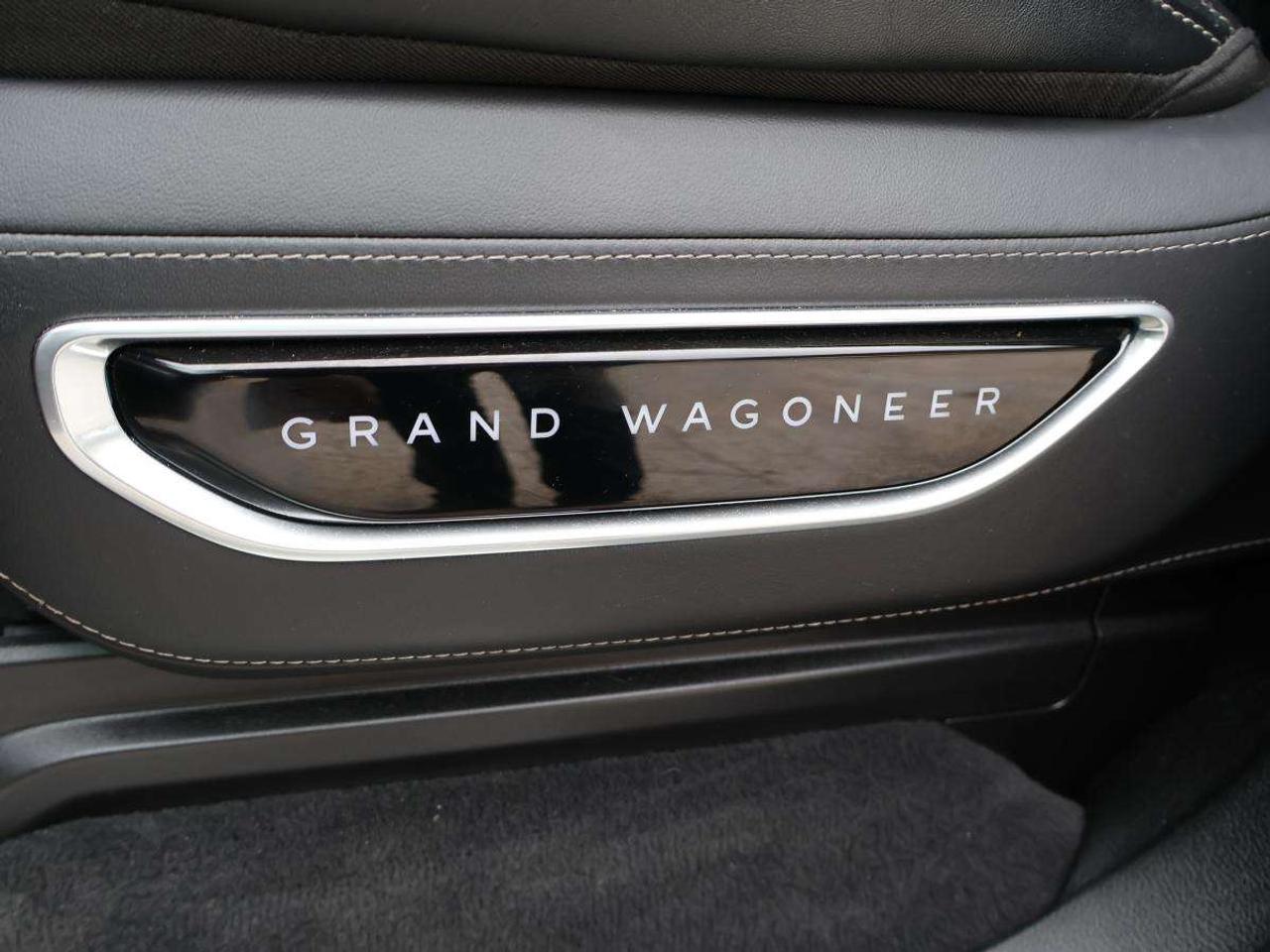 2022 Jeep Grand Wagoneer Series I 4x4 Photo