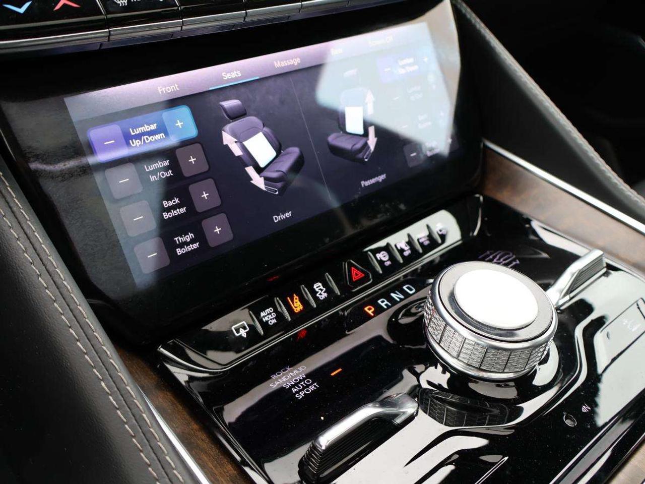 2022 Jeep Grand Wagoneer Series I 4x4 Photo