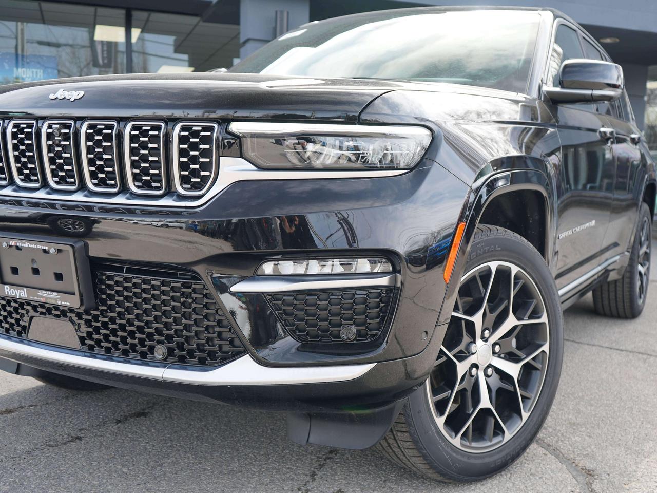 2025 Jeep Grand Cherokee SUMMIT RESERVE, 3.6L V6, 4X4 Photo2