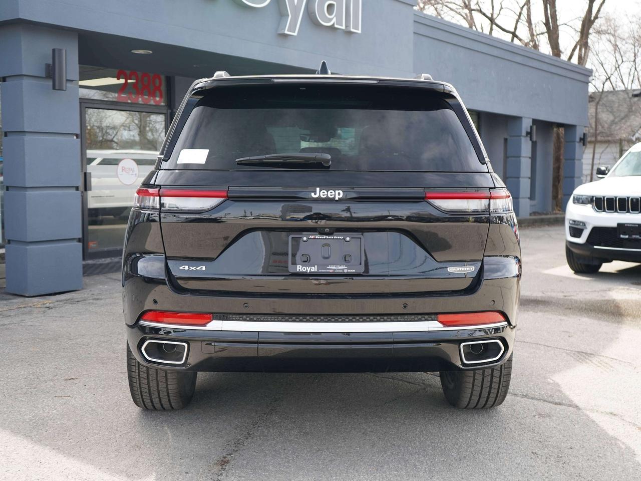 2025 Jeep Grand Cherokee SUMMIT RESERVE, 3.6L V6, 4X4 Photo