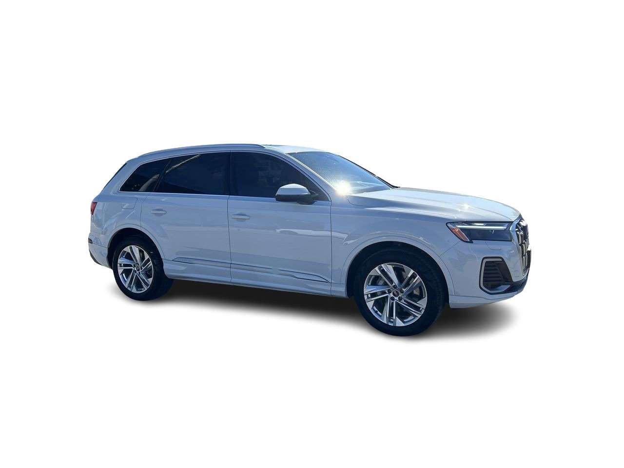 2025 Audi Q7 45 TFSI quattro  Clean Accident-Free History Photo