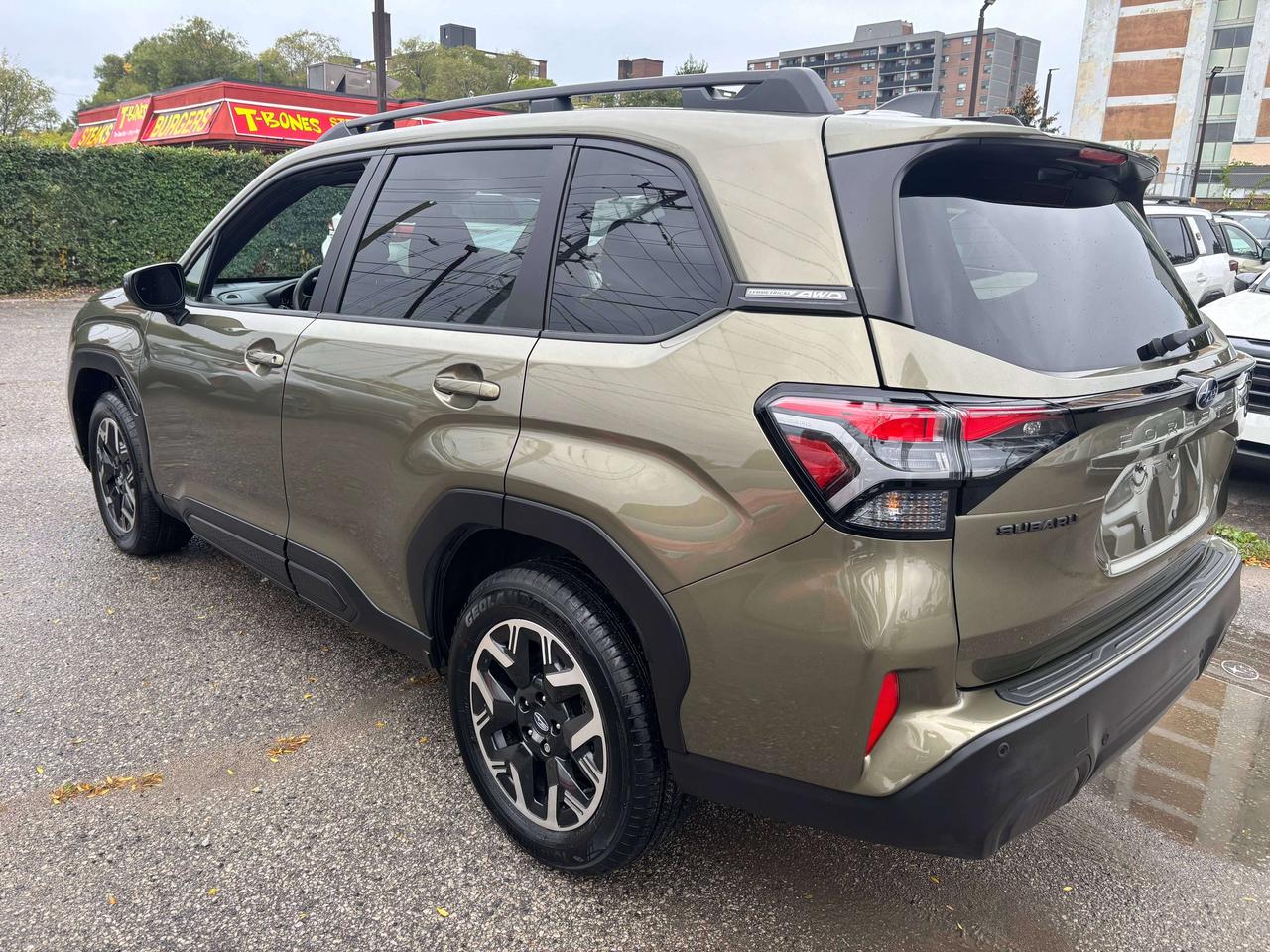 2025 Subaru Forester Touring, FROM 3.99% FINANCING AVAILABLE Photo2