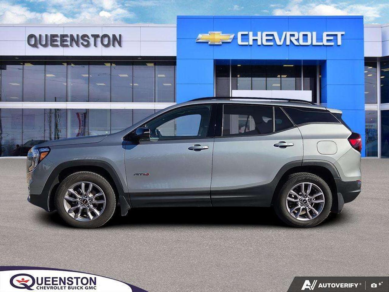 2024 GMC Terrain AT4   SUNROOF   BOSE   NO CLAIMS Photo
