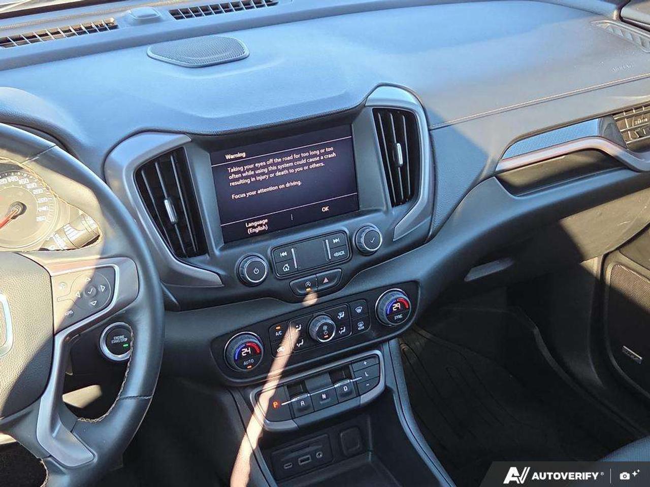 2024 GMC Terrain AT4   SUNROOF   BOSE   NO CLAIMS Photo