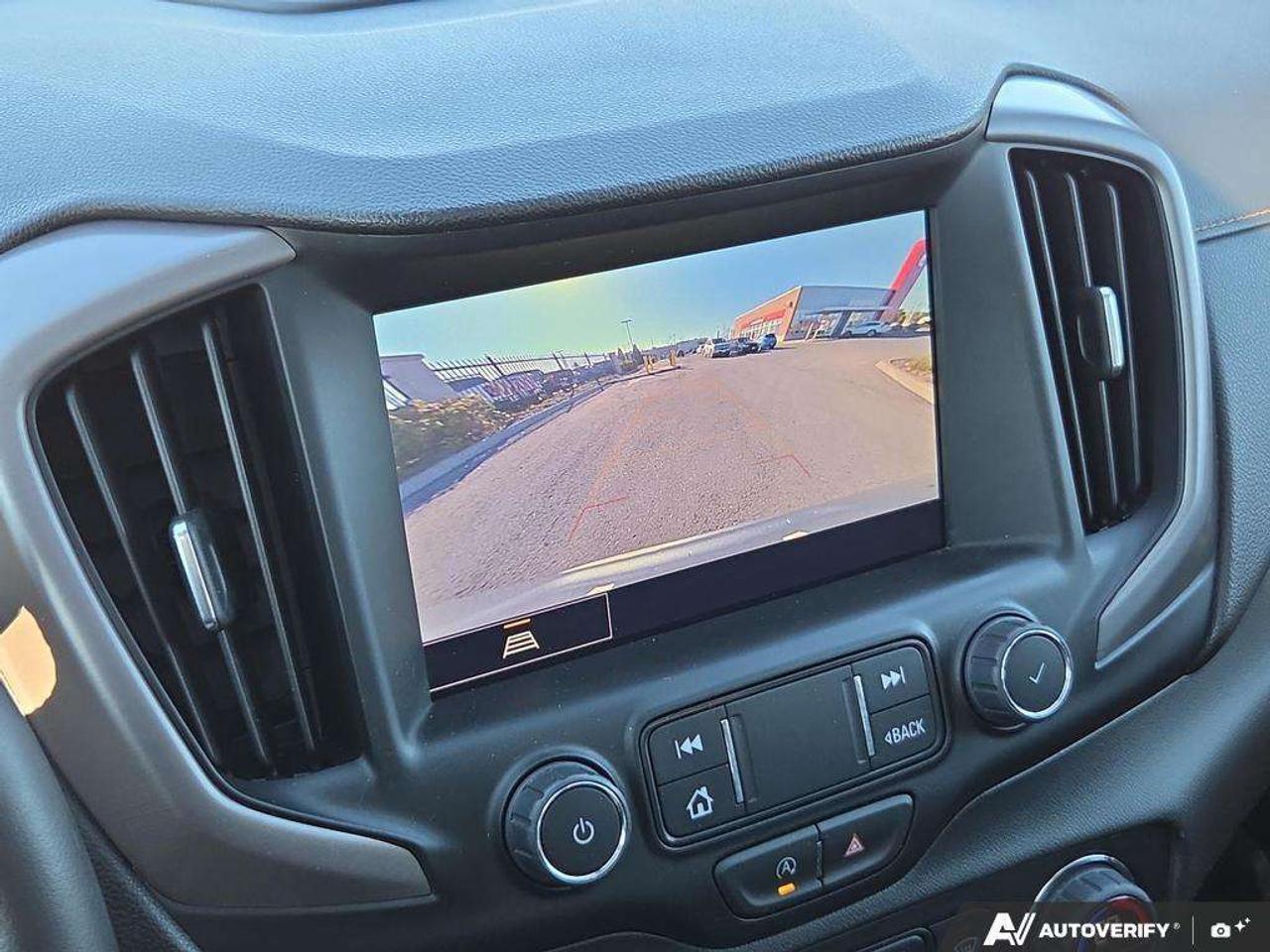 2024 GMC Terrain AT4   SUNROOF   BOSE   NO CLAIMS Photo