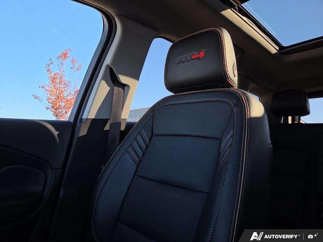 2024 GMC Terrain AT4   SUNROOF   BOSE   NO CLAIMS Photo