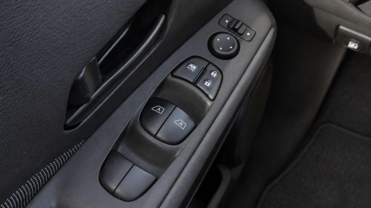 2019 Nissan Kicks S   Certified   LOW KM   No Accident Photo