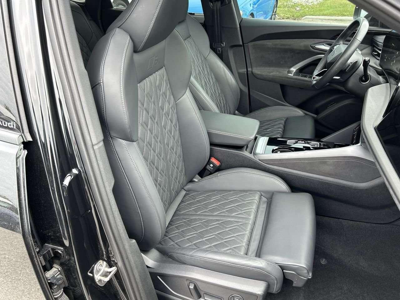 2025 Audi SQ5 Progressiv 3.0 TFSI quattro   Audi Certified Plus Photo