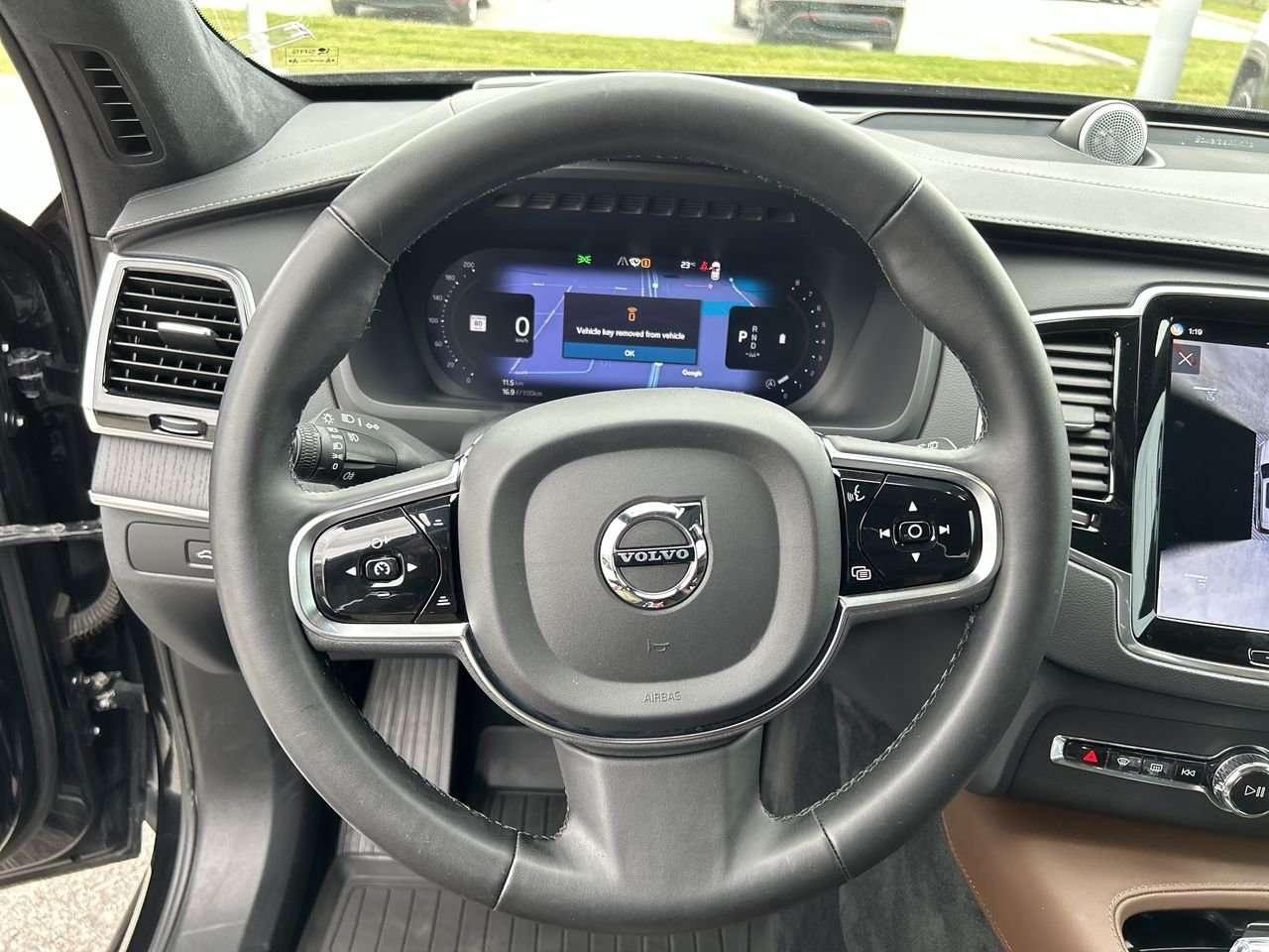 2024 Volvo XC90 B6 AWD Ultimate Bright Theme 7-Seater   7-Passenger Seating Photo