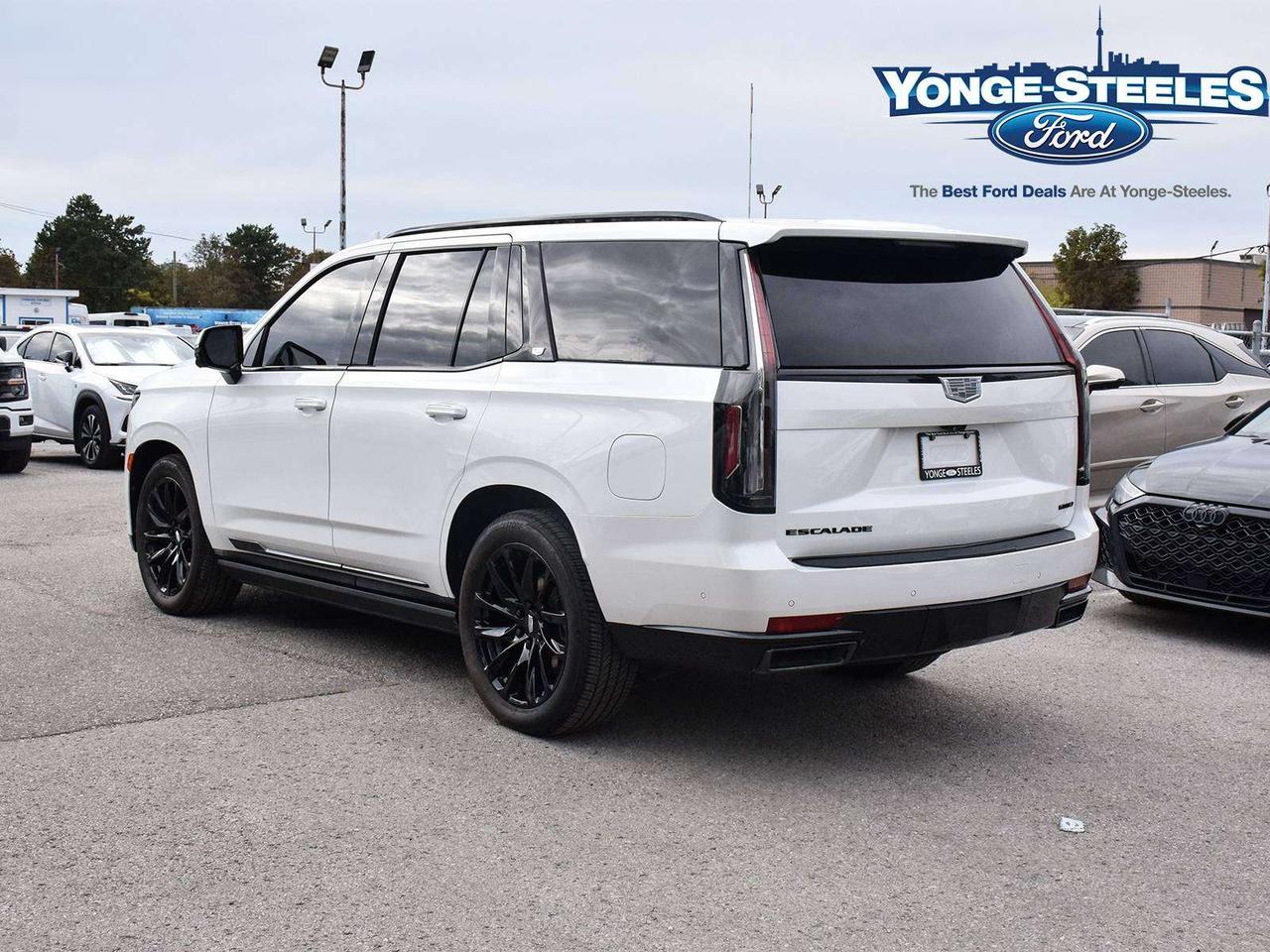 2024 Cadillac Escalade Sport Diesel Photo