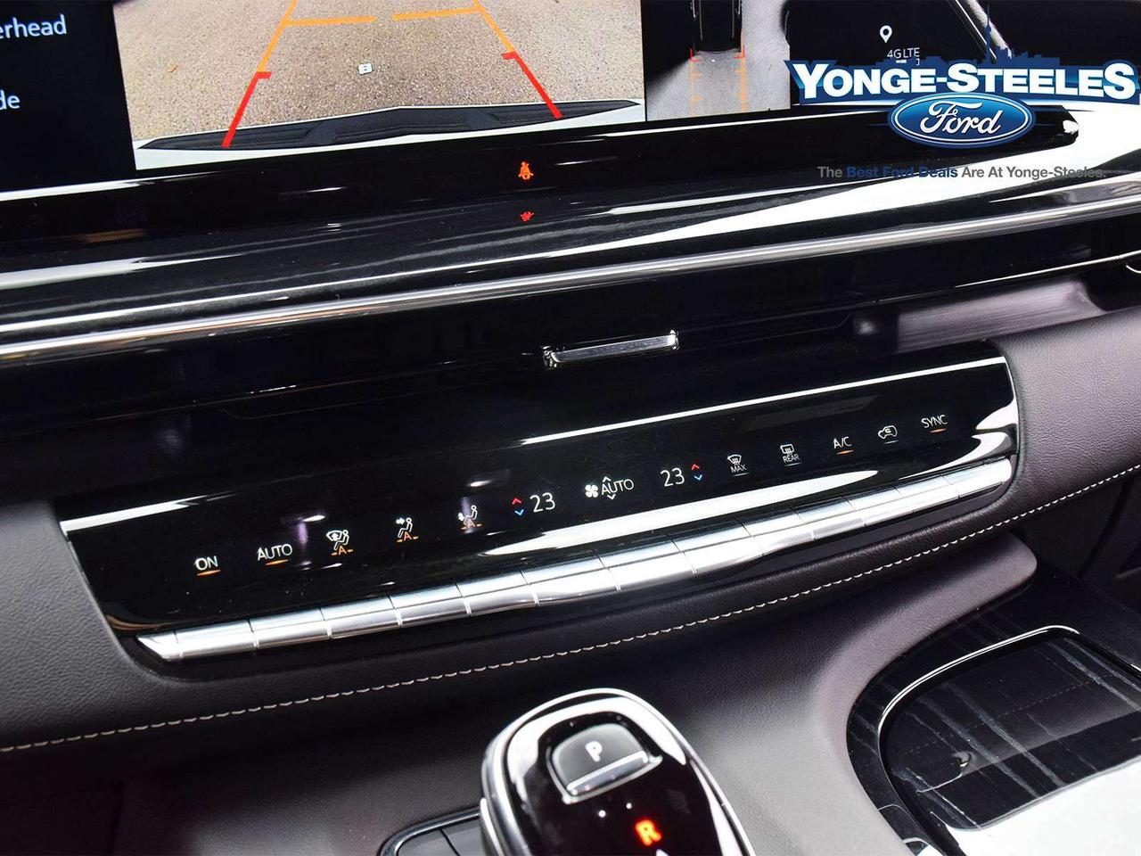 2024 Cadillac Escalade Sport Diesel Photo