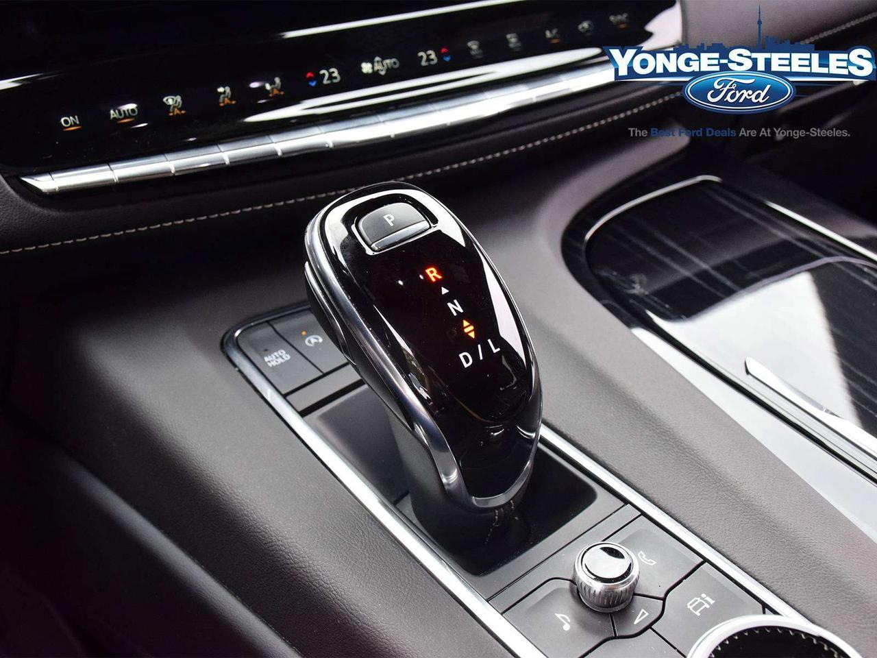 2024 Cadillac Escalade Sport Diesel Photo