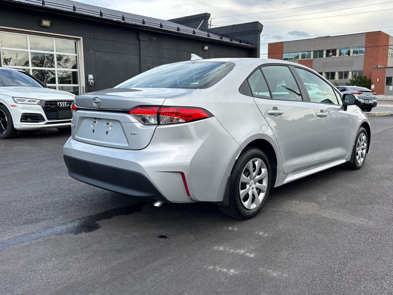 2026 Toyota Corolla LE CVT Photo4
