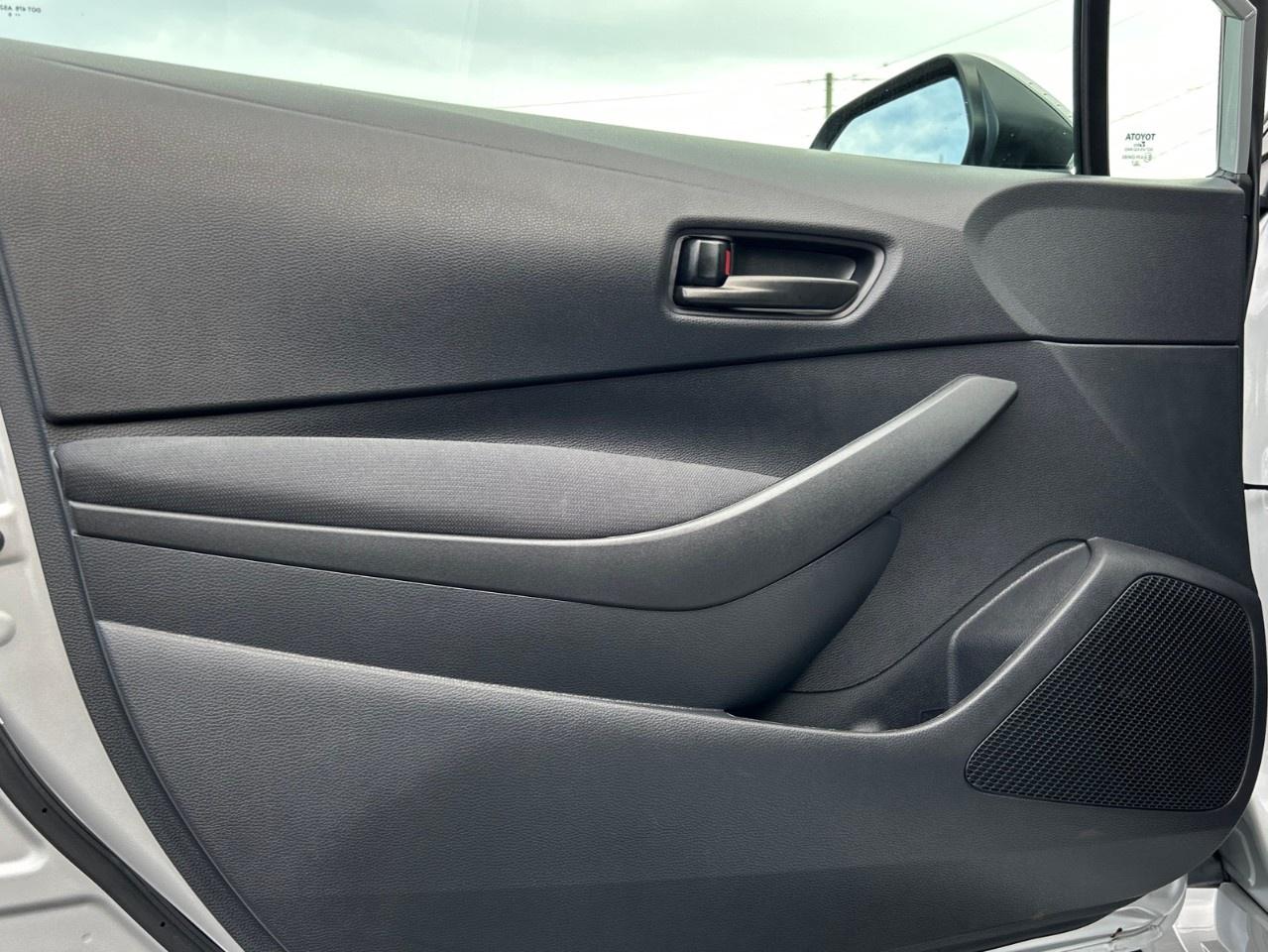 2026 Toyota Corolla LE CVT Photo