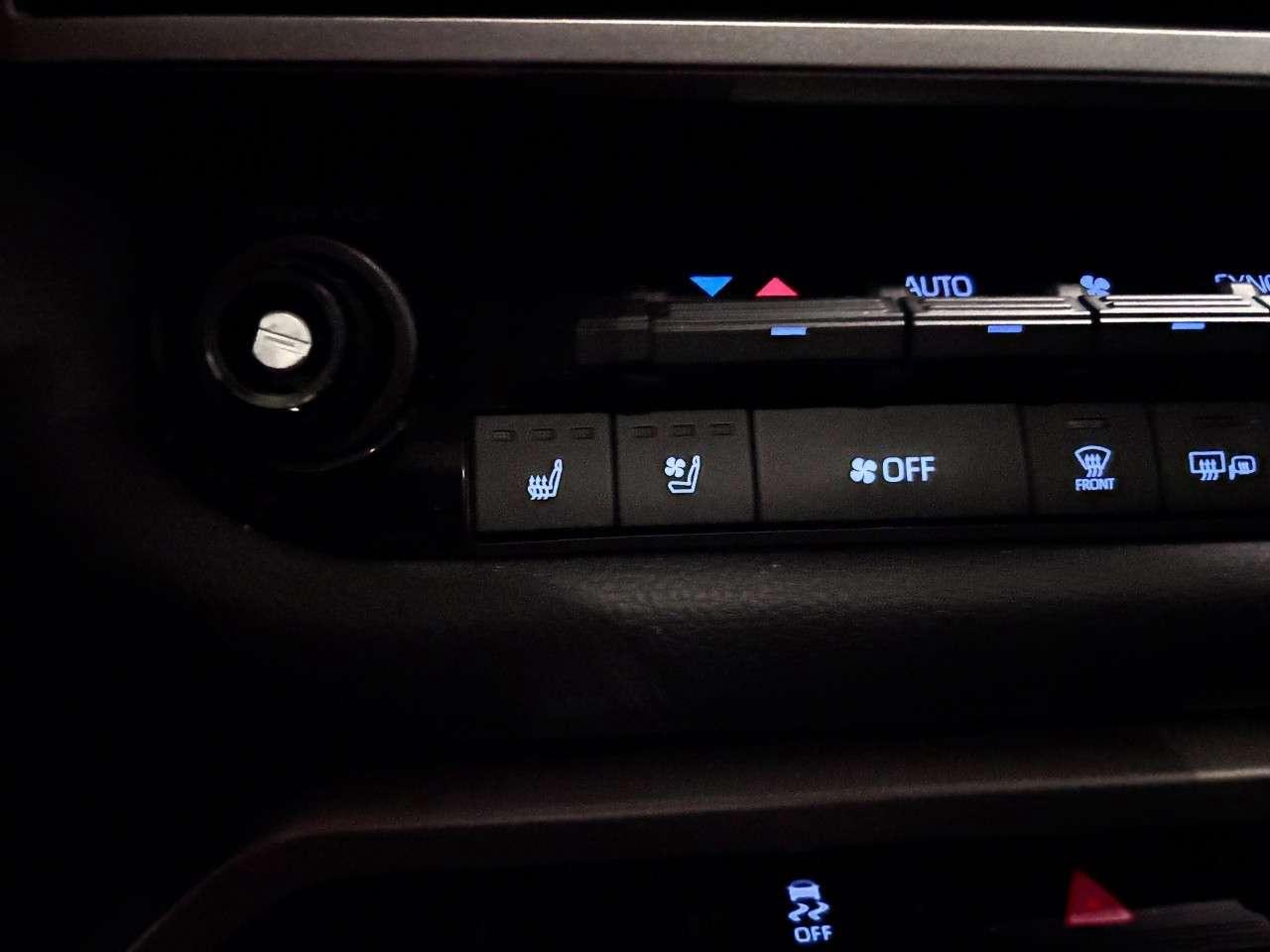 2024 Toyota Tundra 4x4 Crewmax Limited Hybrid Long Bed Photo