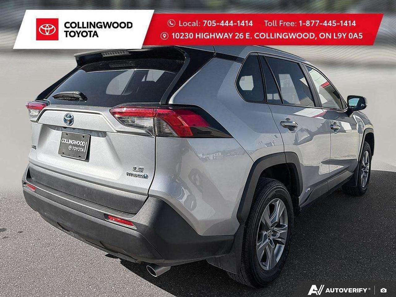 2024 Toyota RAV4 *HYBRID LE AWD* ONE OWNER* ACCIDENT FREE* Photo