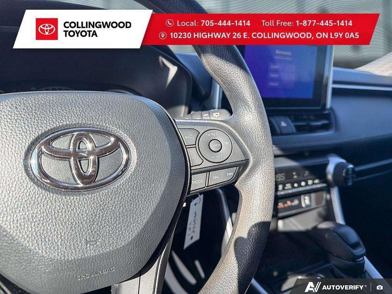 2024 Toyota RAV4 *HYBRID LE AWD* ONE OWNER* ACCIDENT FREE* Photo