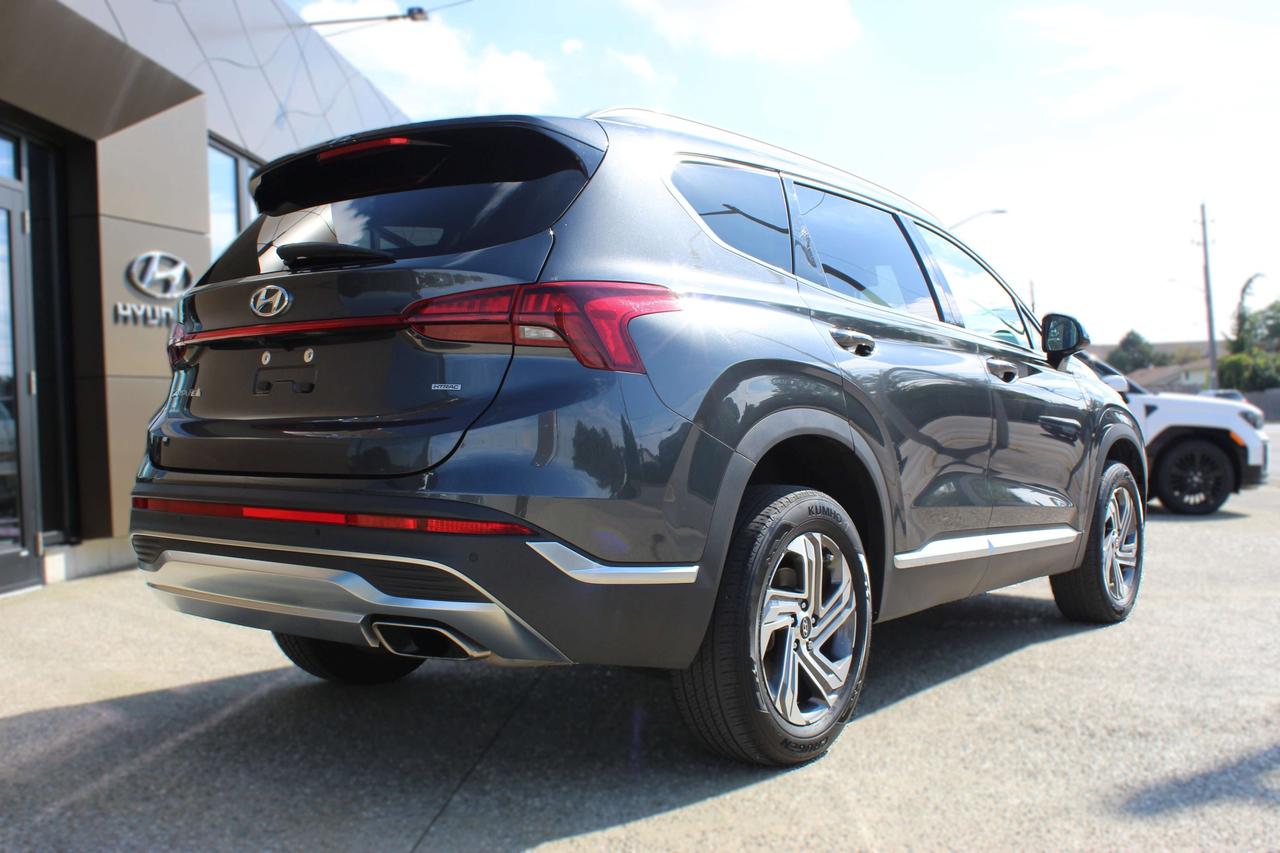 2023 Hyundai Santa Fe Preferred Photo