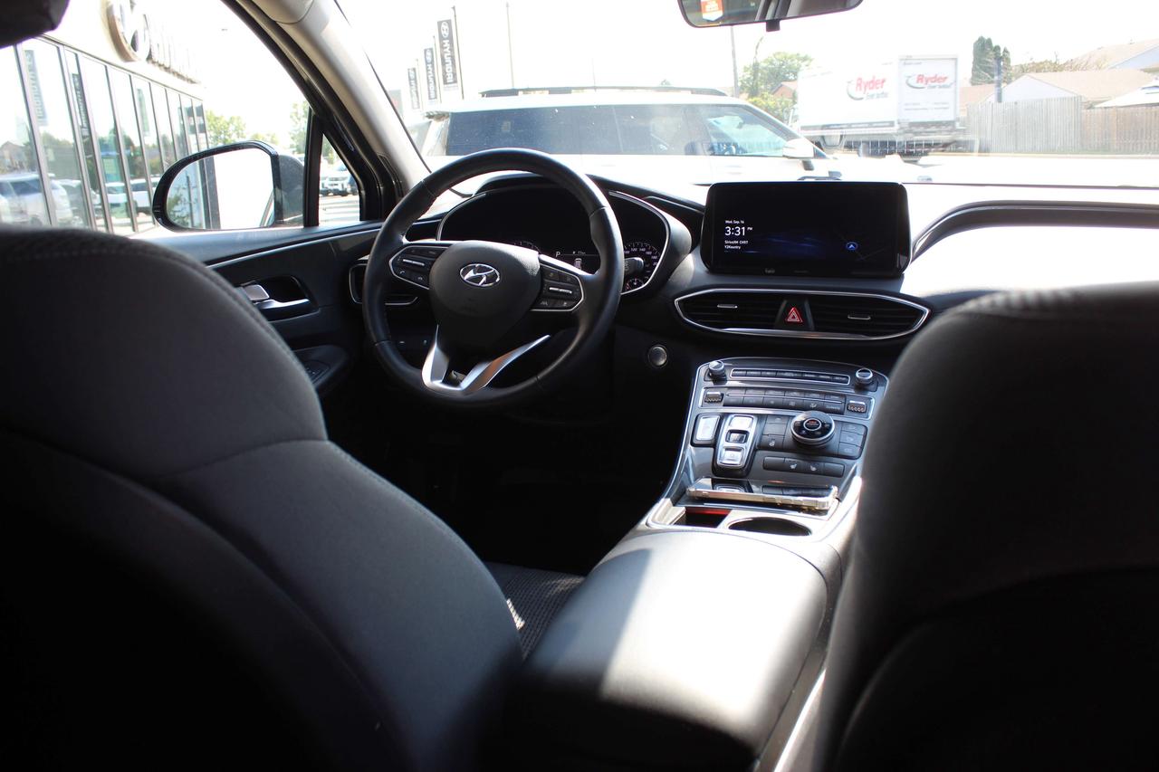 2023 Hyundai Santa Fe Preferred Photo