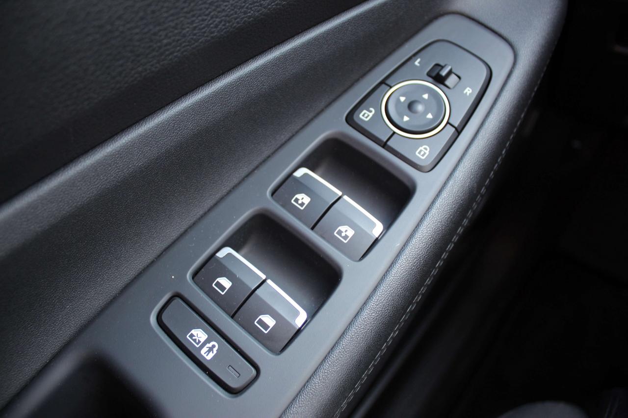 2023 Hyundai Santa Fe Preferred Photo
