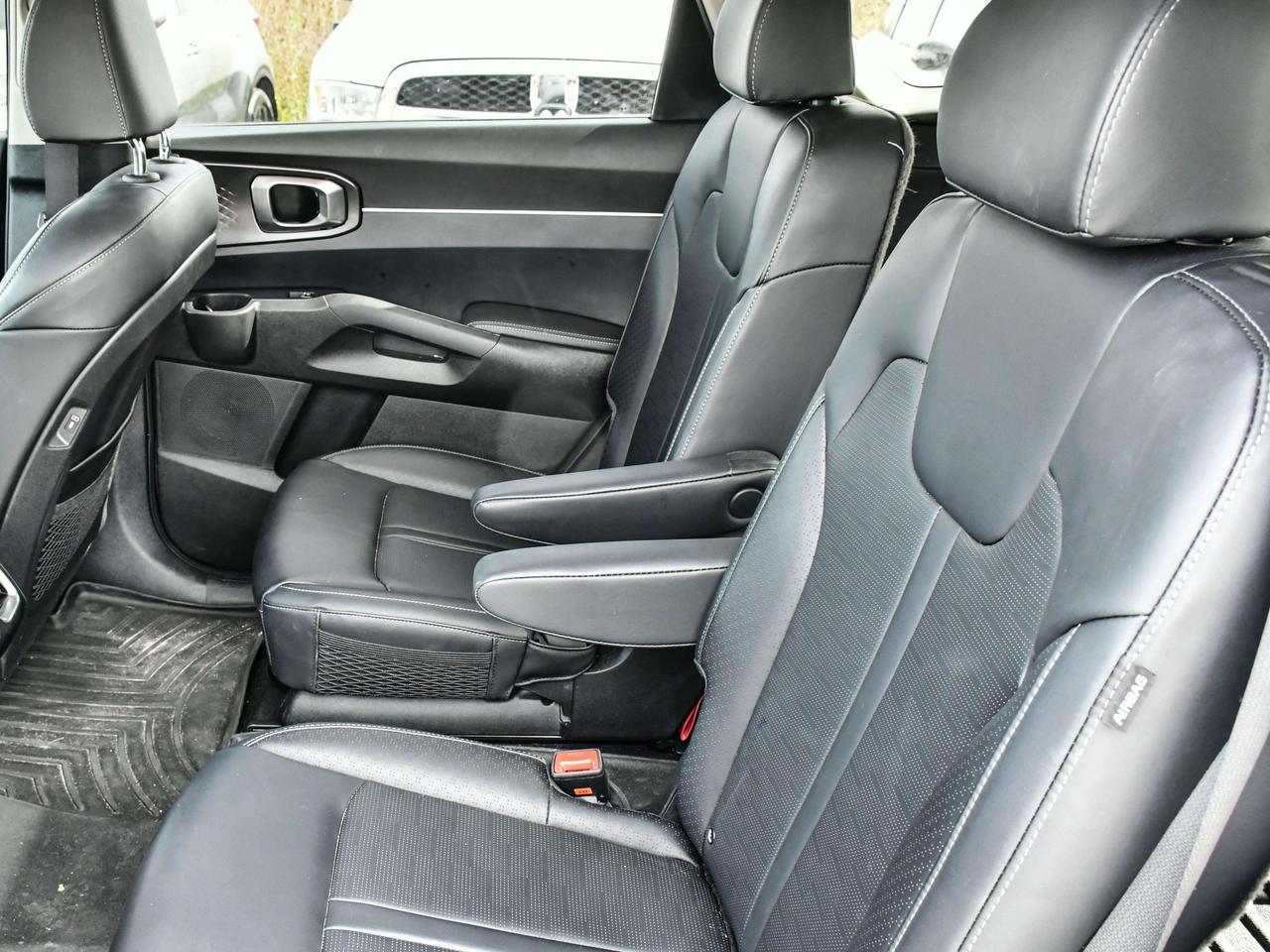 2025 Kia Sorento EX AWD Photo