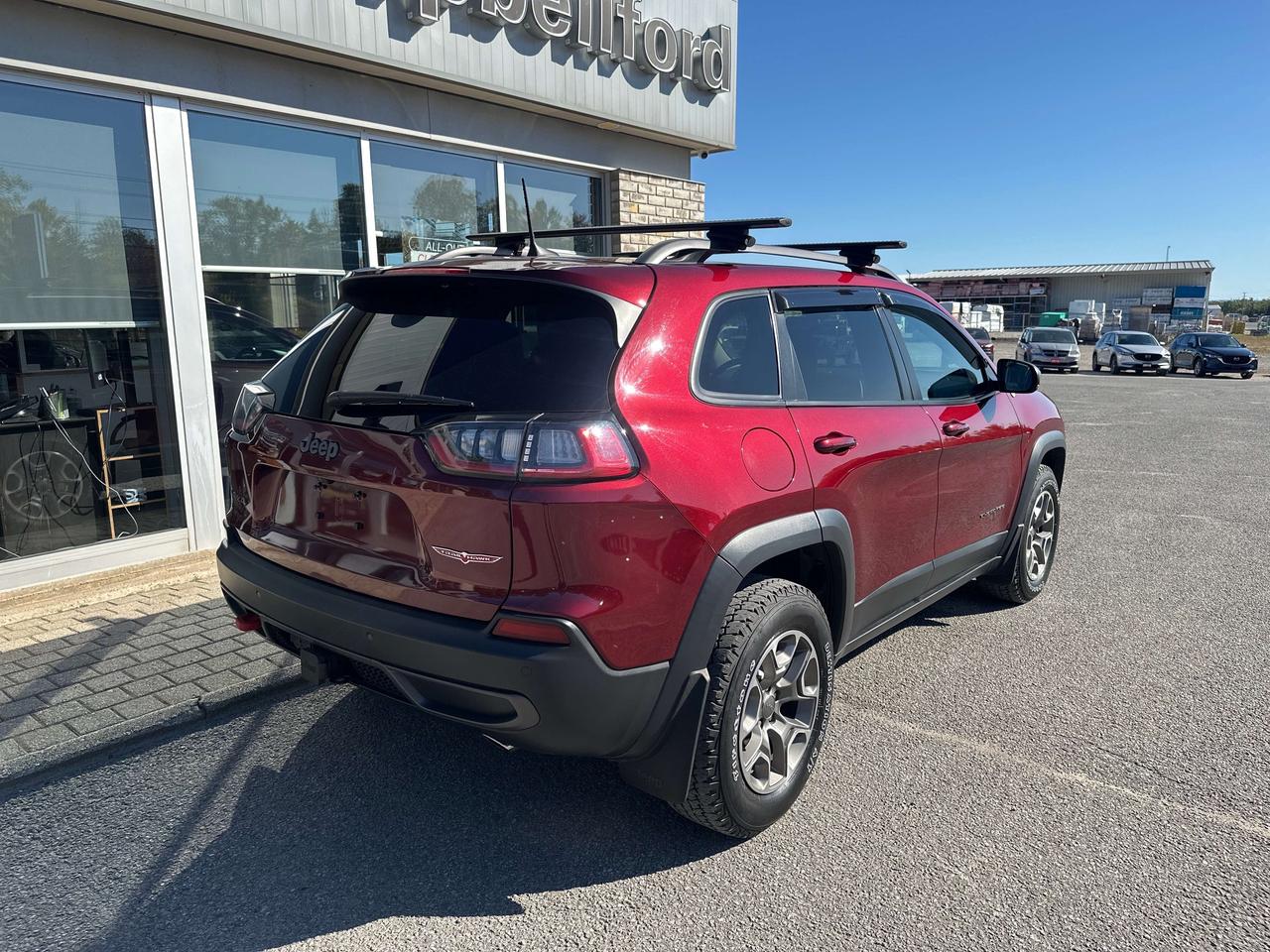 2021 Jeep Cherokee Trailhawk Photo