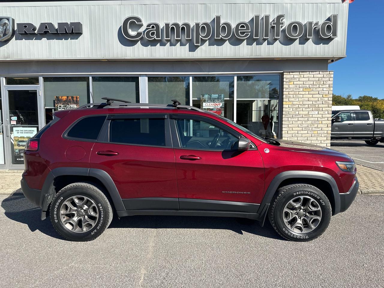 2021 Jeep Cherokee Trailhawk Photo