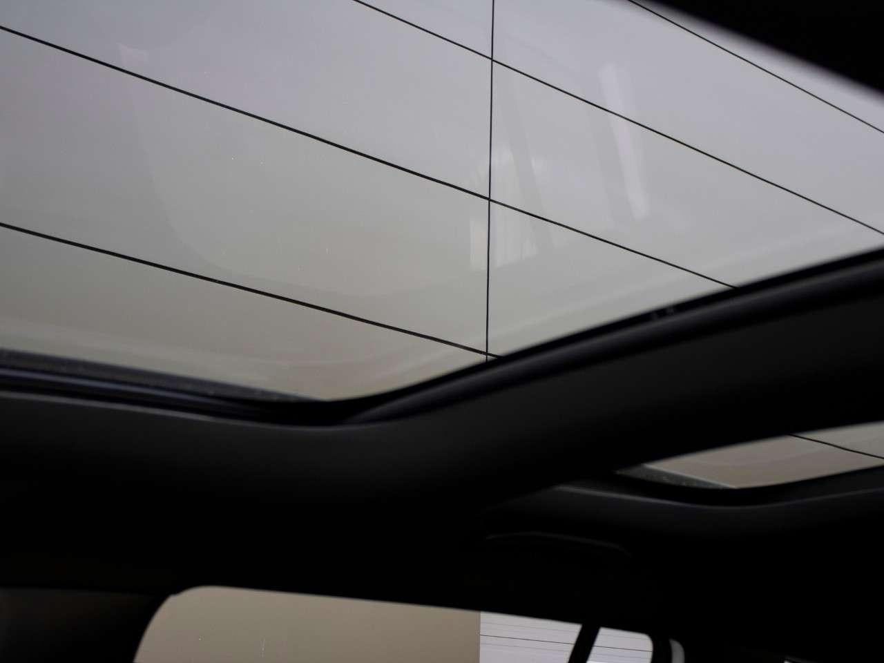 2025 Mercedes-Benz GLB GLB 250 4MATIC SUV Photo