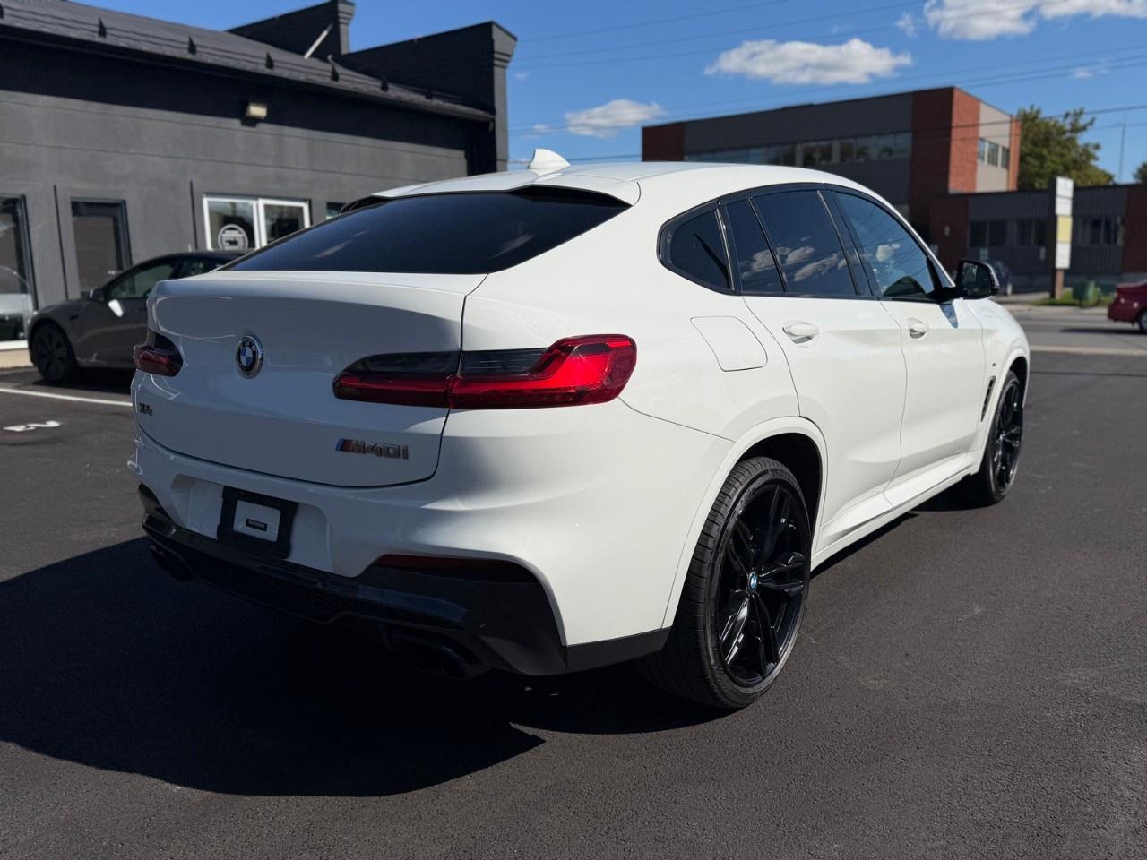 2021 BMW X4 M40i Sports Activity Coupe Photo